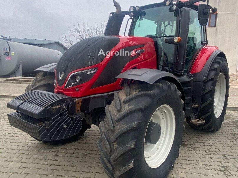 Valtra t235