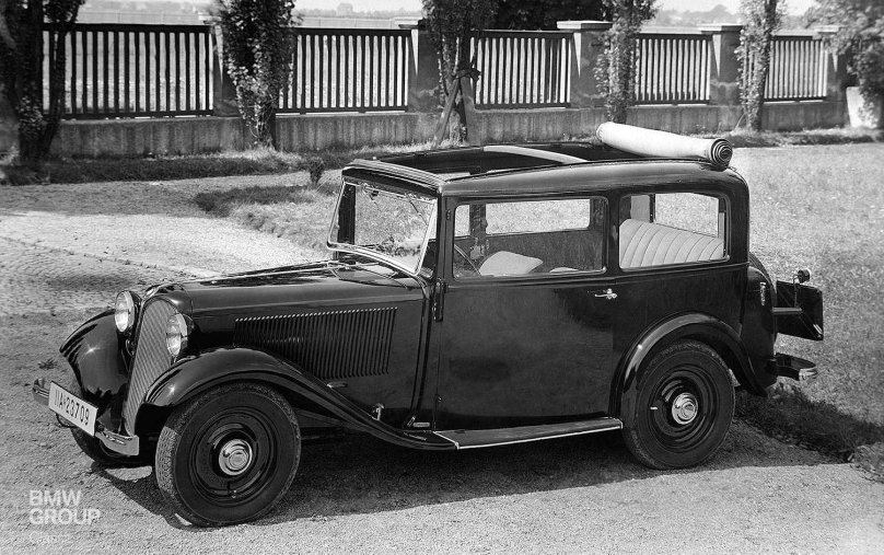 БМВ модель 303