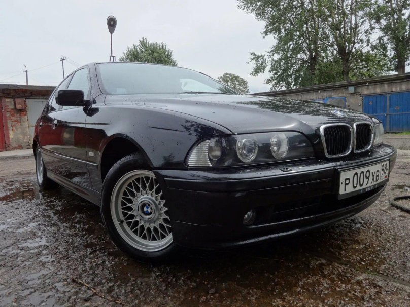 BMW 303 Cosmosschwarz