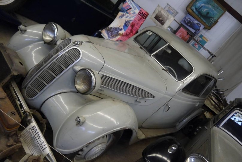 Мерседес Евы Браун