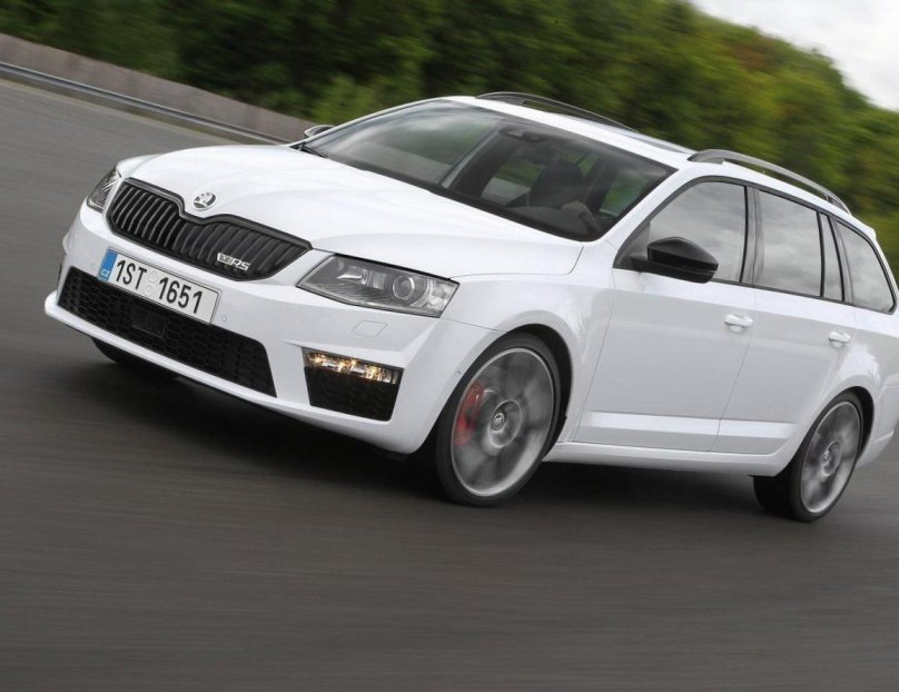 Skoda Octavia RS Combi a7