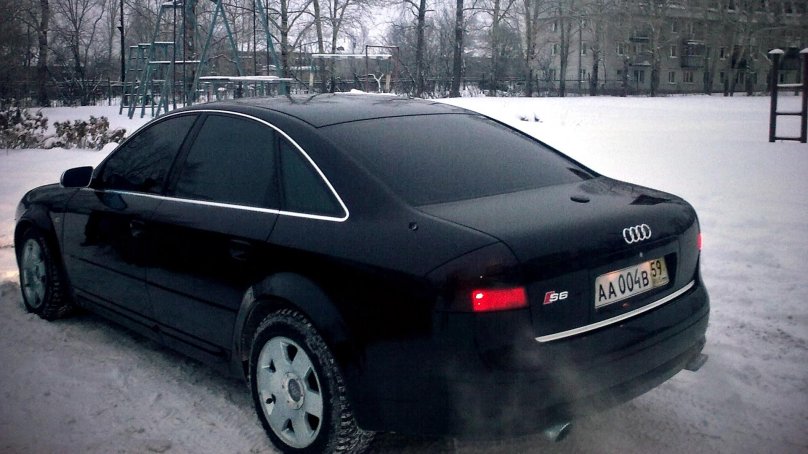 Ауди а6 с5 черная тонированная