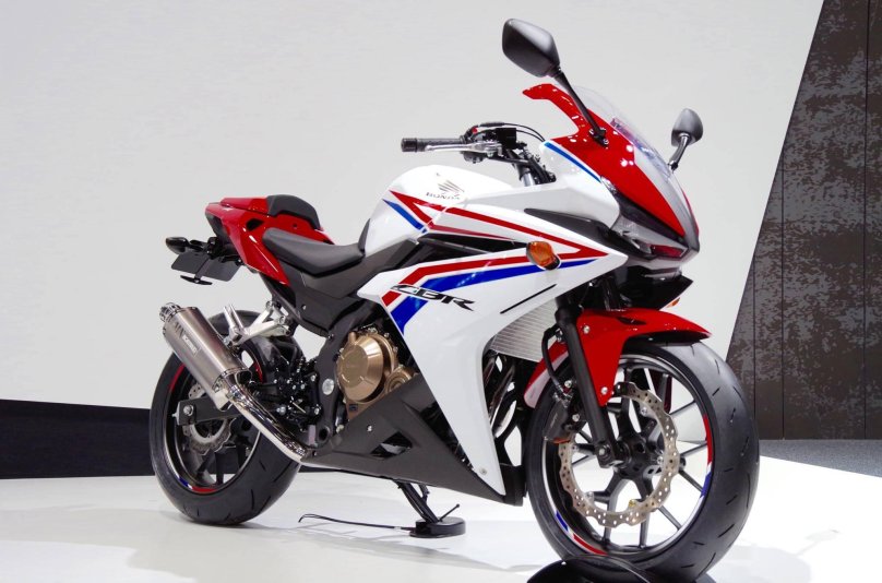 Honda CBR 400 RR 2015