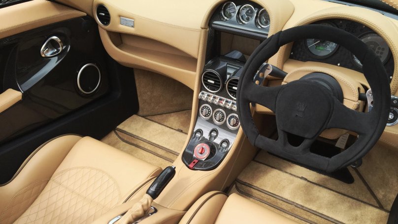 Noble m600 салон