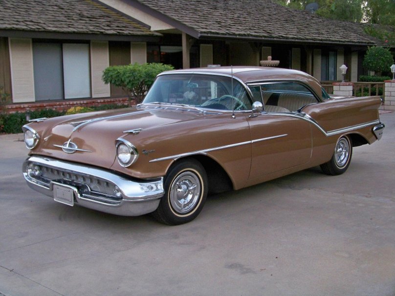 Олдсмобиль 1957