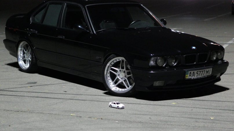 БМВ 5 е34