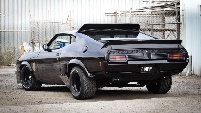 Ford Falcon XB v8 Interceptor