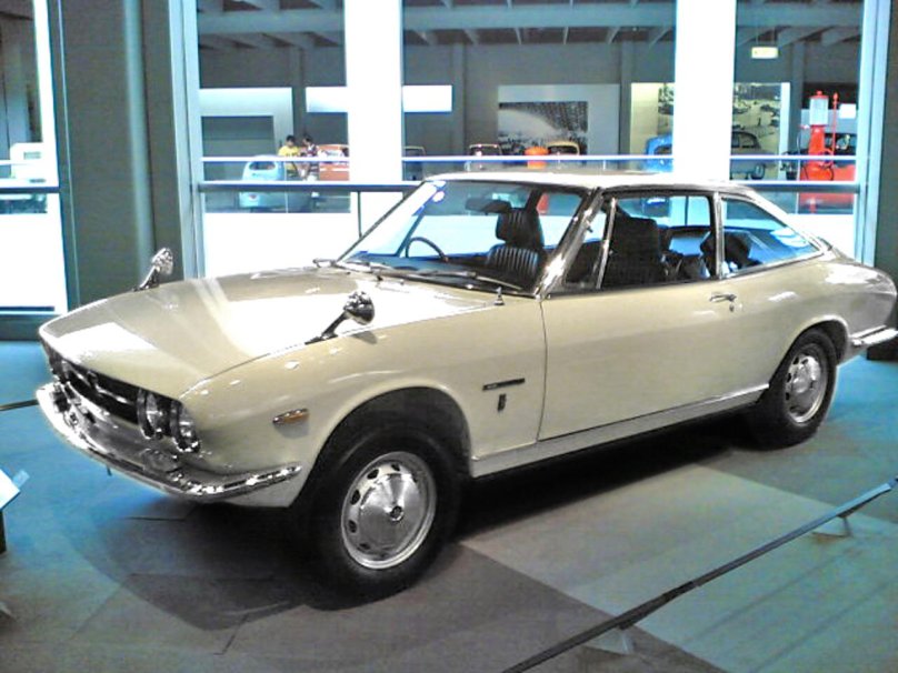 Isuzu 117 Coupe 1968 Rusty