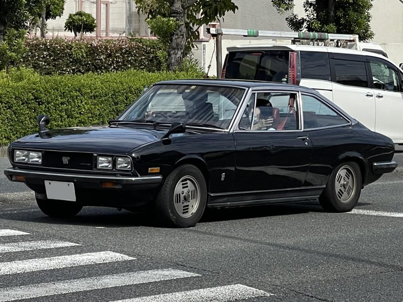 Исудзу 117 купе