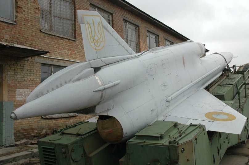 Беспилотник ту-141