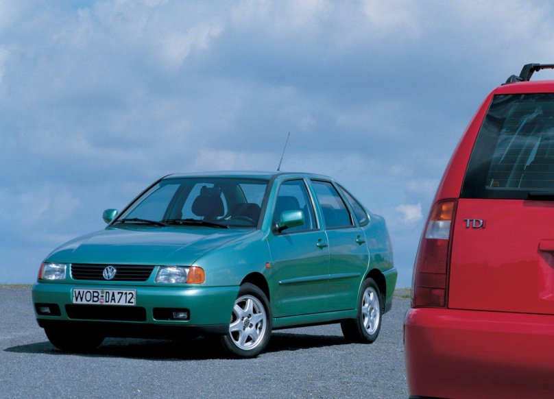 Volkswagen Polo 1995 седан