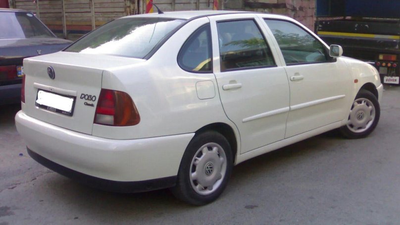 Фольксваген поло Классик седан 1998