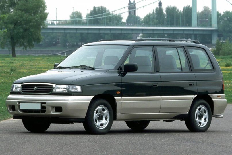 Mazda MPV 1990