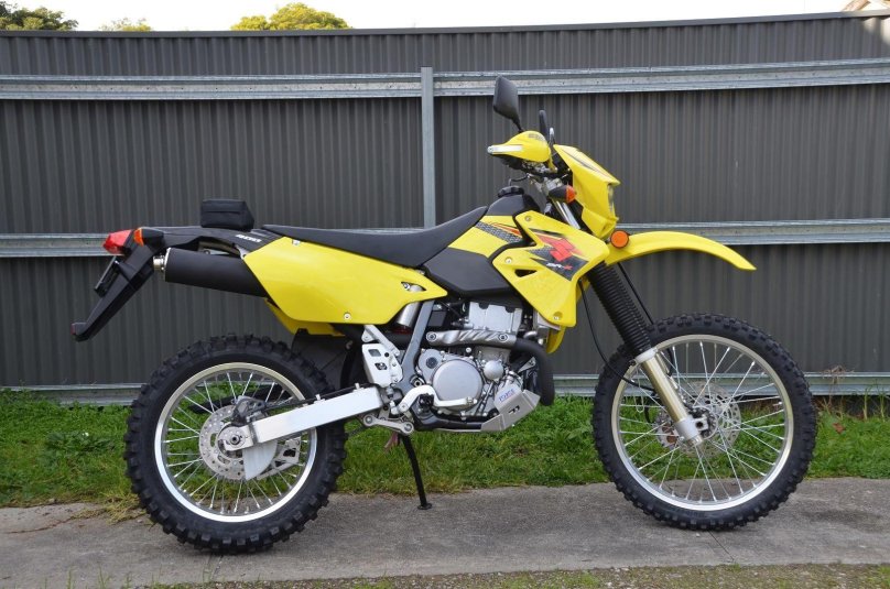 Судзуки ДРЗ 400