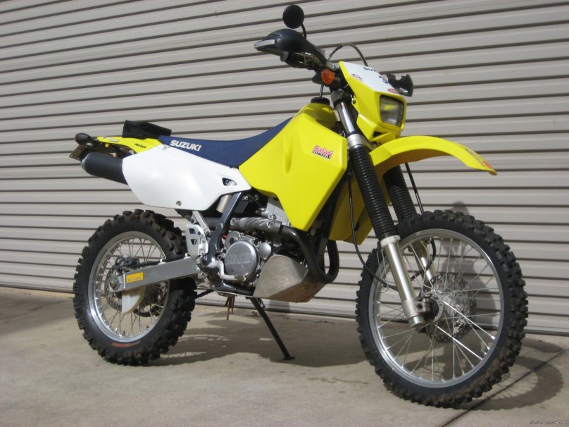 Мотоцикл Suzuki DRZ 400