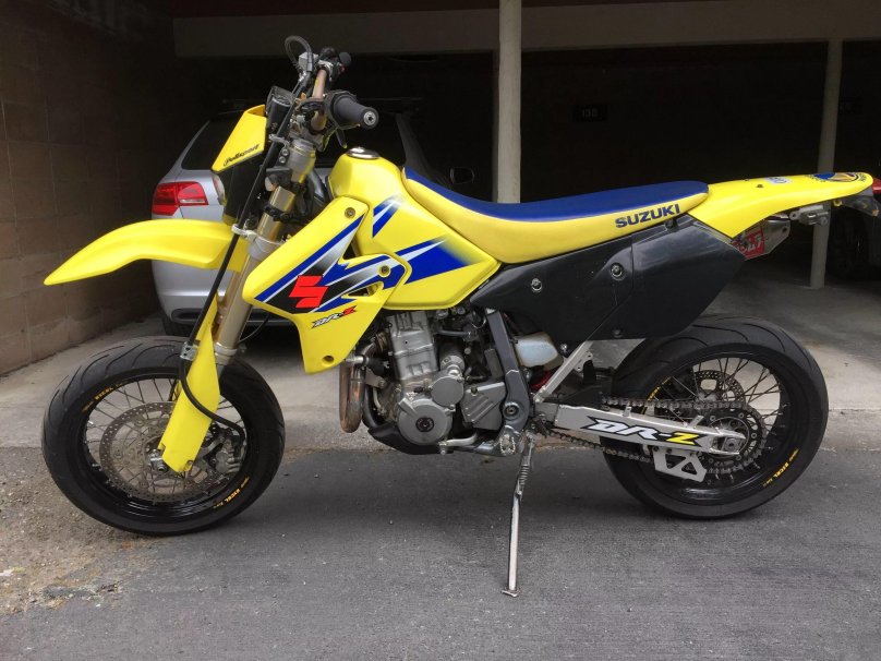 Сузуки DRZ 400