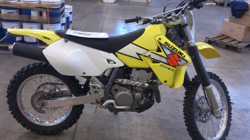 Сузуки ДРЗ 400