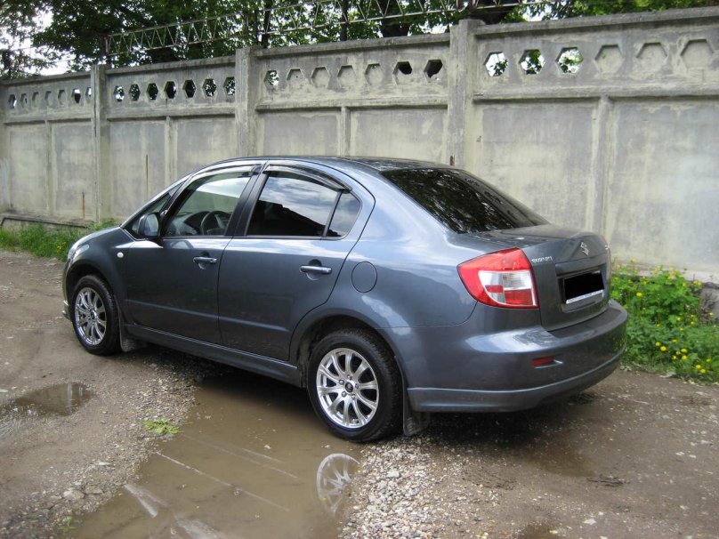Suzuki sx4 2008 седан