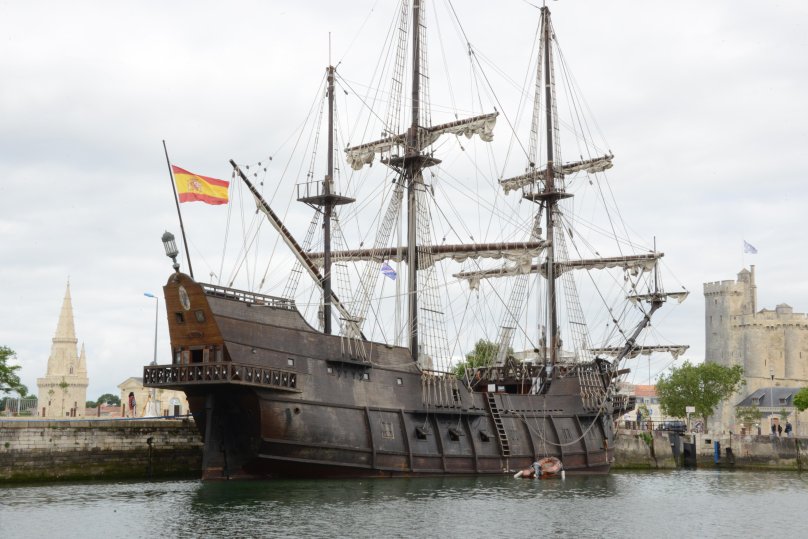 Галеон Дрейка