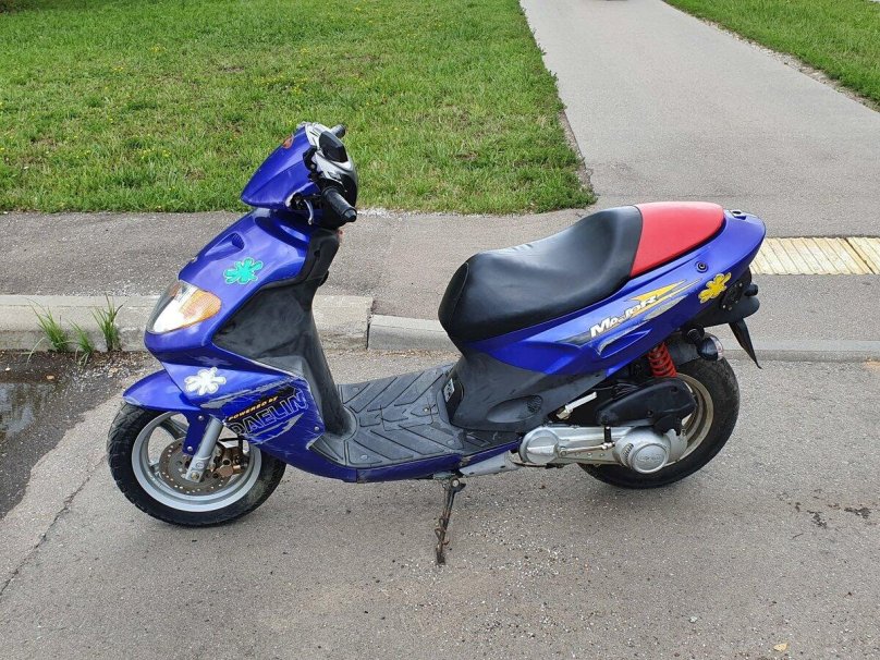 Скутер Daelim s-Five