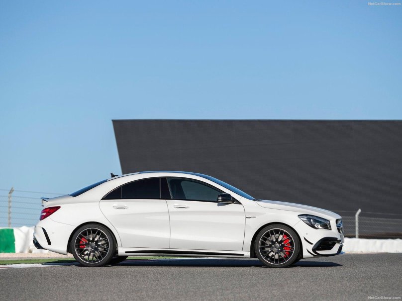Mercedes Benz CLA 45
