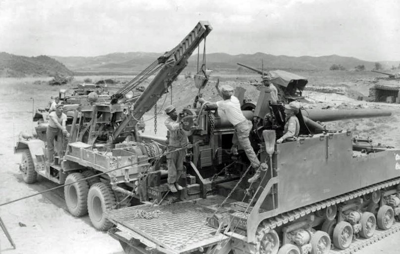 155-Мм самоходная пушка m40