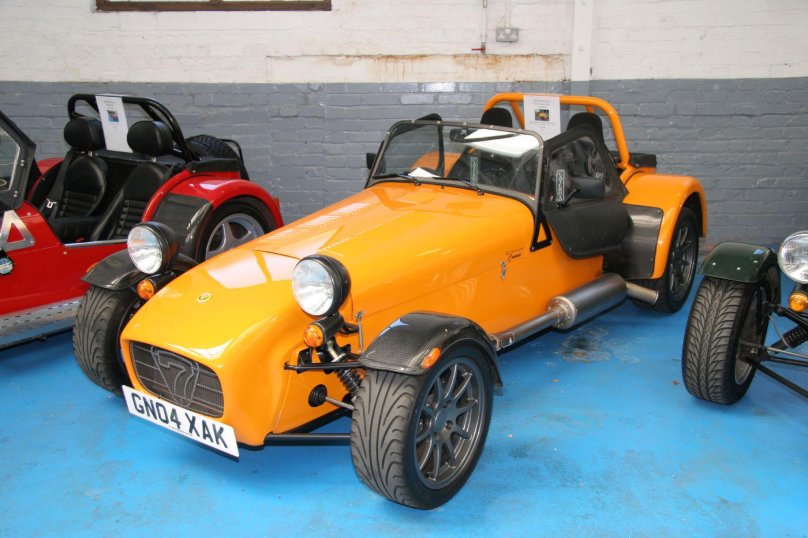 Caterham Brutus 750