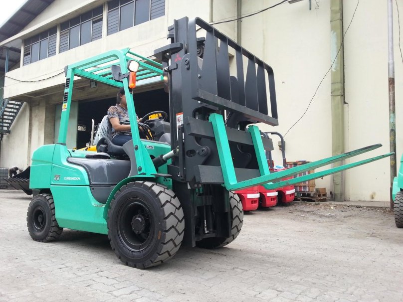 Mitsubishi Nichiyu forklift