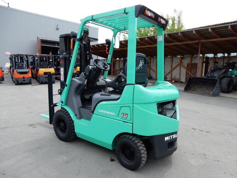Mitsubishi 1.5 вилочный погрузчик