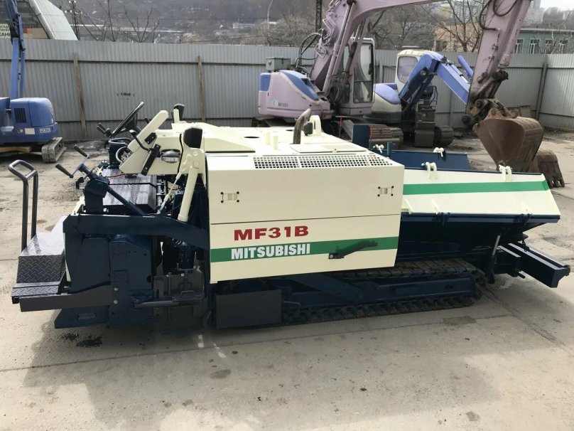 Асфальтоукладчик Mitsubishi mf60d