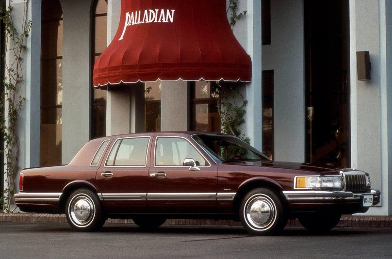Lincoln Town car 1990