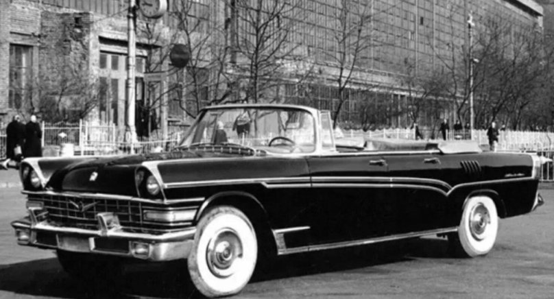 ЗИЛ легковой 111