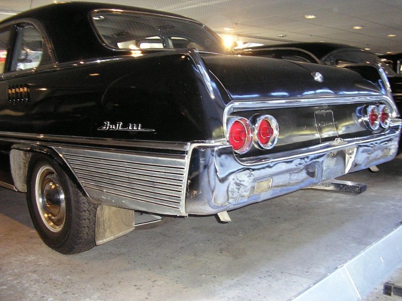 ЗИЛ 111 сзади