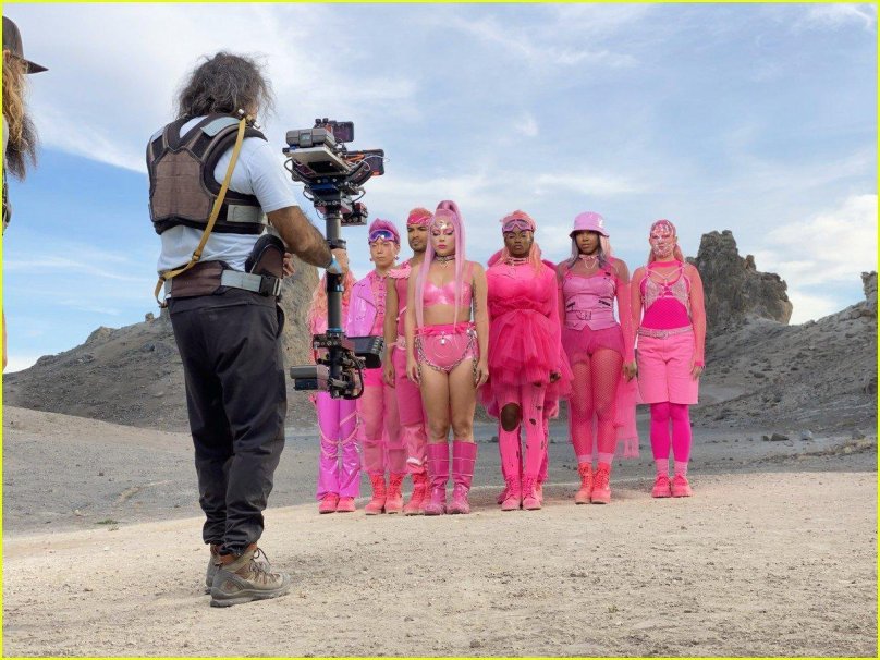 Леди Гага stupid Love