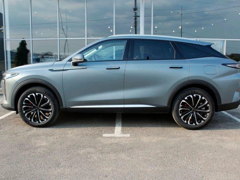 Exeed RX серый матовый