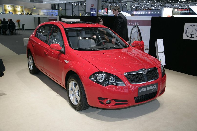 Китайская машина Бриллианс