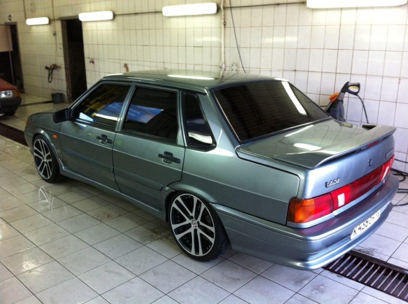 Тюнингованный ВАЗ 2115