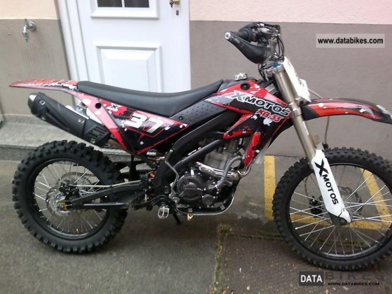 Xmotos XB 33