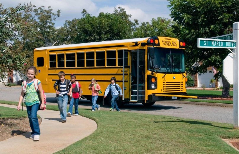 Школьный автобус