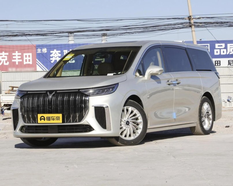 Voyah Dream карбон Dream 2023