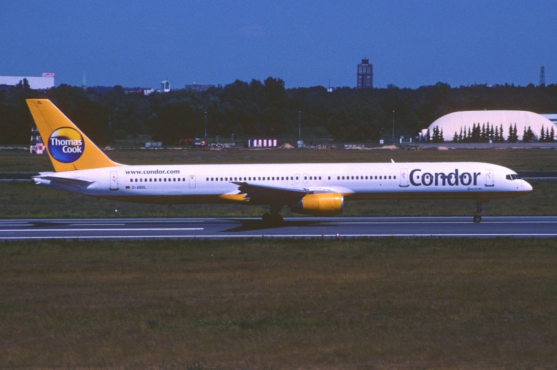 Boeing 757-300 Condor