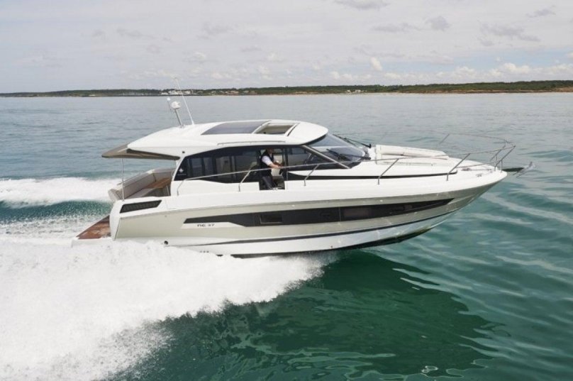 Sunseeker Portofino 53