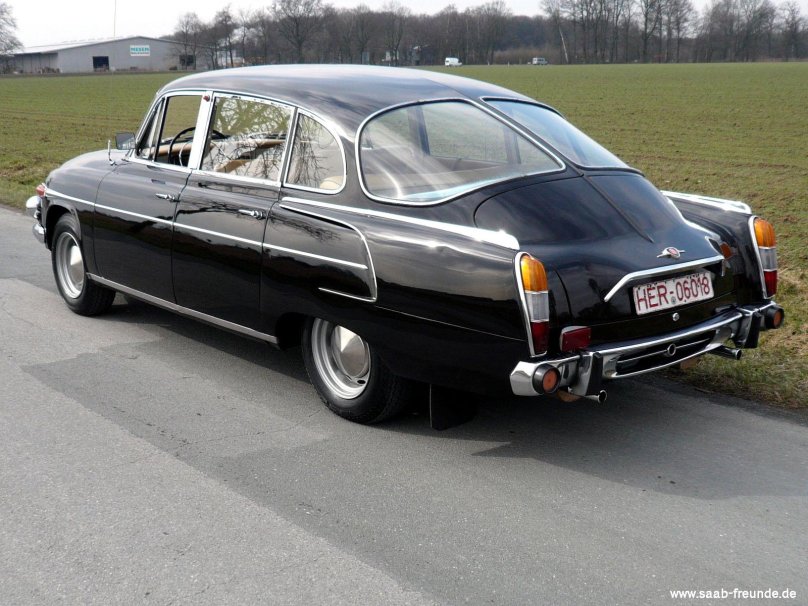 Tatra 603 v8