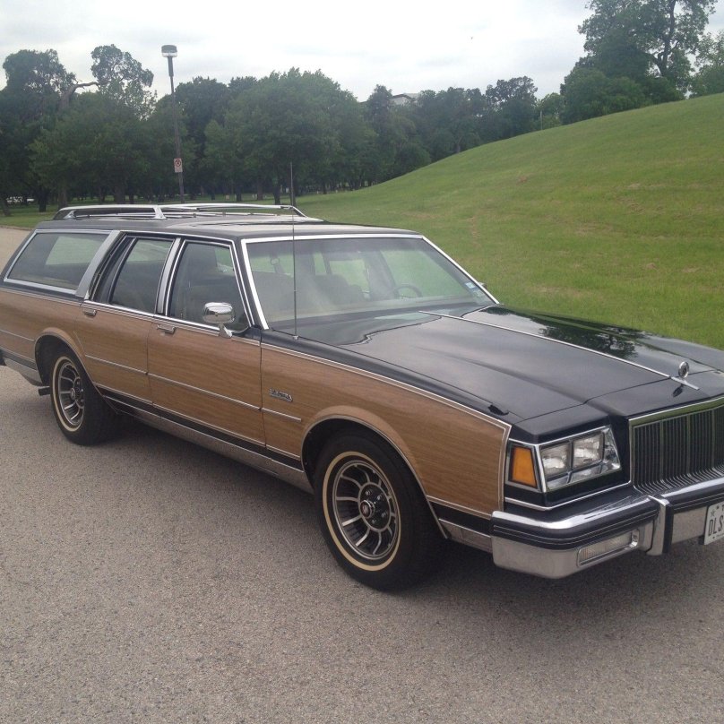Buick Estate Wagon 1990