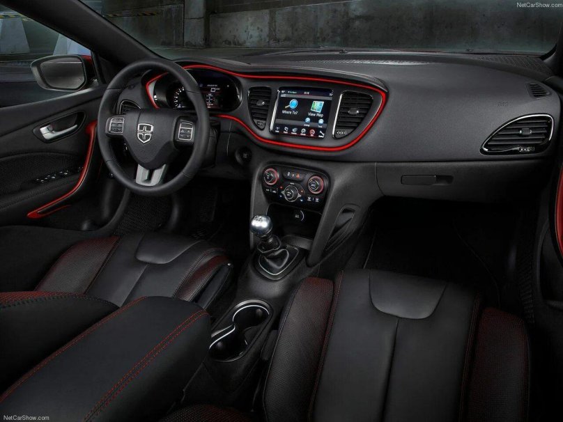 Dodge Dart 2013 салон