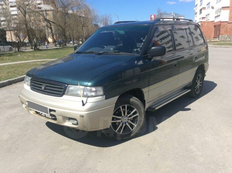 Мазда Эфини МПВ