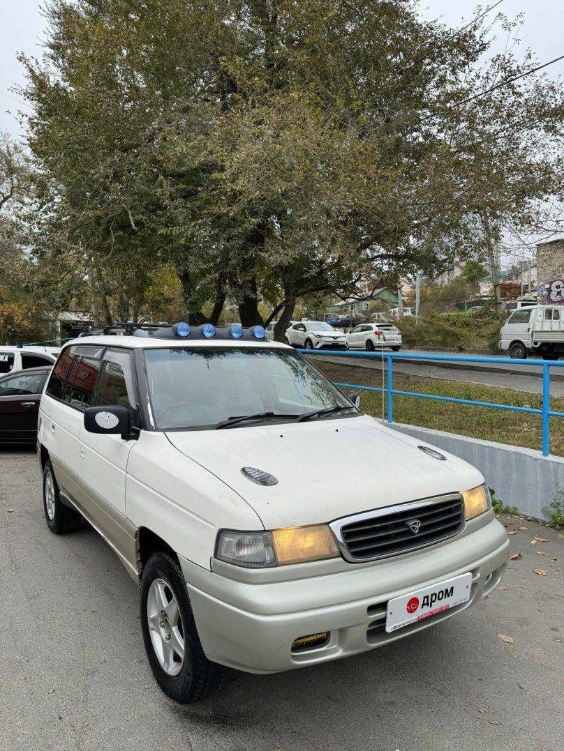 Mazda MPV 1995