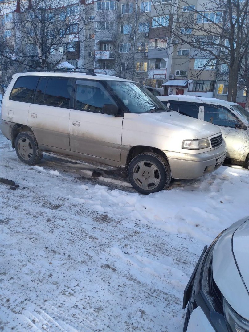 Мазда МПВ 1998 дизель амортизаторы багажника