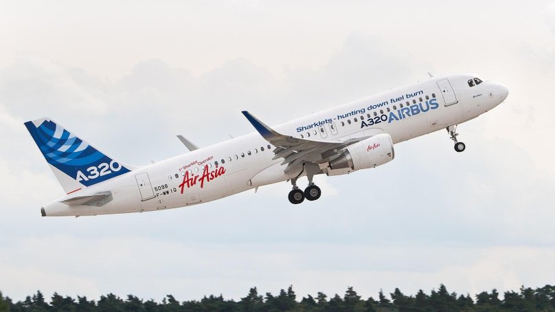 Самолёт Airbus a320