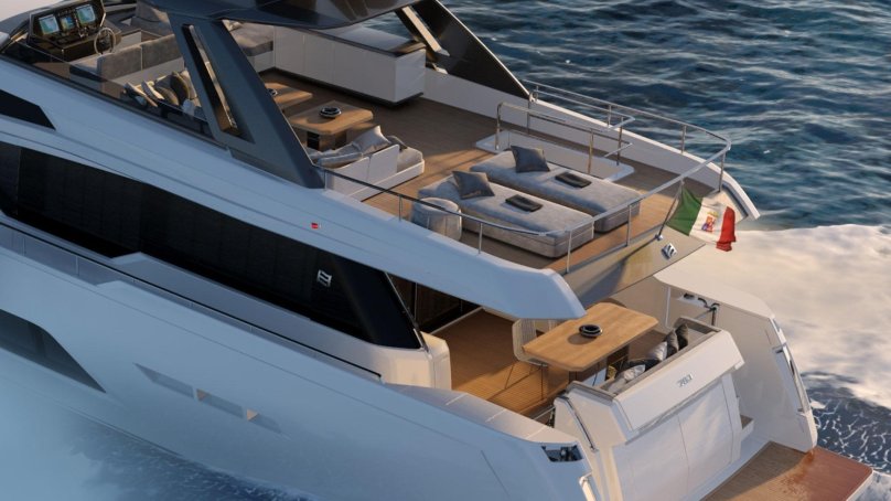 Моторная яхта Ferretti 780